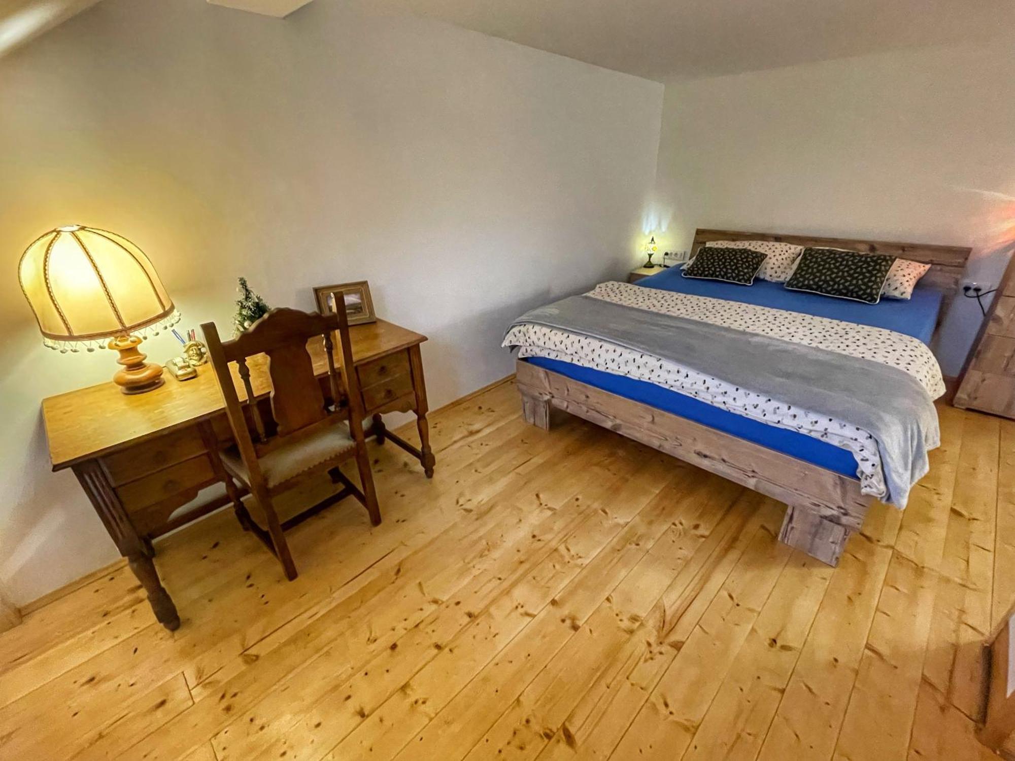 Zemunica Resimic Holiday home *